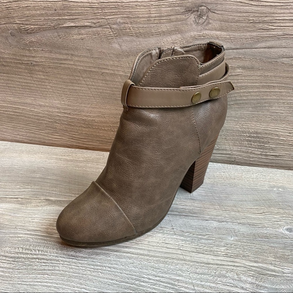 Breckelles heeled smoky brown ankle boots size 7.5 Gail 22 Zipper